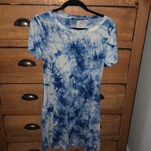 Blue tie dye flowy dress